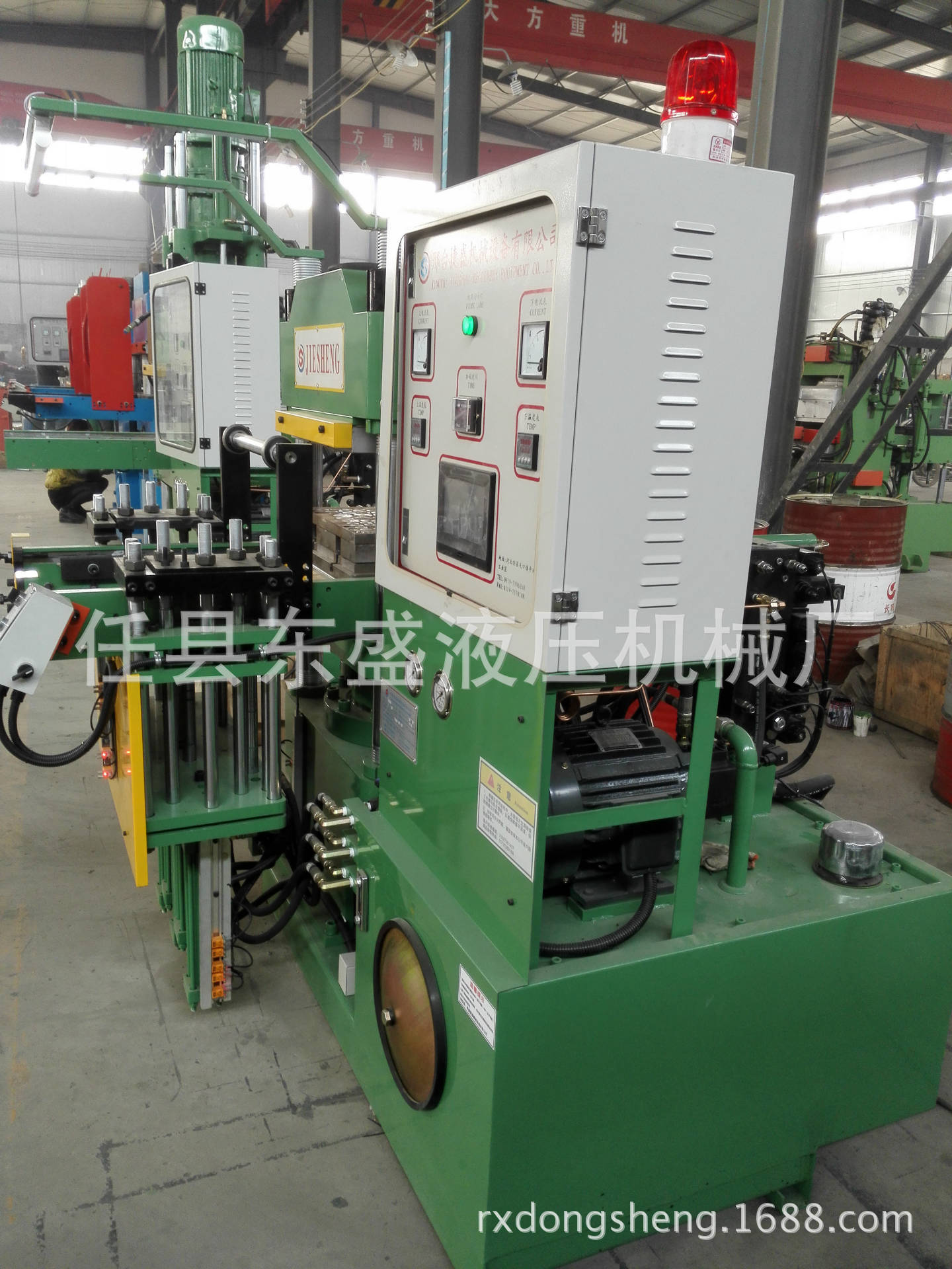 150T3RT帶下拍硫化機側面1