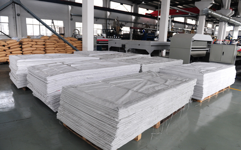 低價(jià)媲美亞克力的高強(qiáng)度高韌性塑料亮面HIPS板