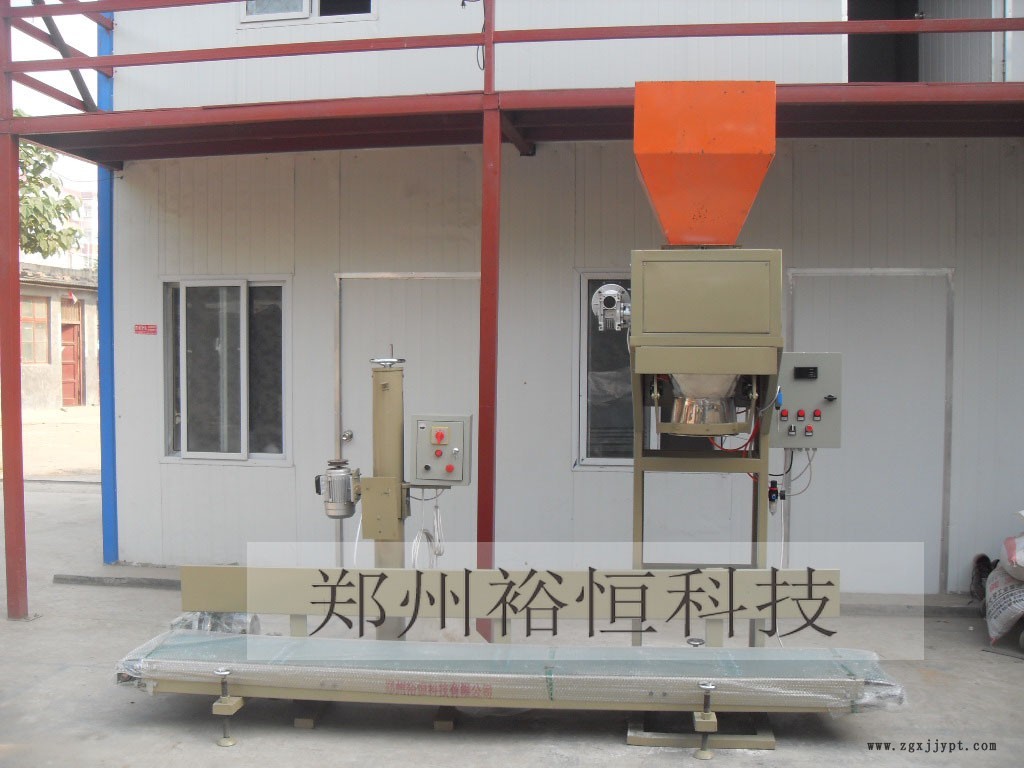 色母粒包裝機生產現場