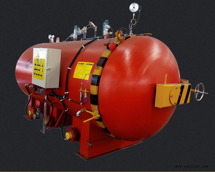 眾泰同澤機(jī)械15969867806、蒸汽硫化罐、電加熱硫化罐、膠管硫化罐、膠管硫化罐、膠鞋硫化罐、壓力容器廠家