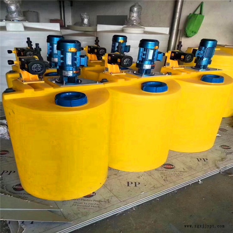 30立方大型塑料蓄水箱廠家 滾塑容器 污水儲水箱供應商-慈溪祥盛