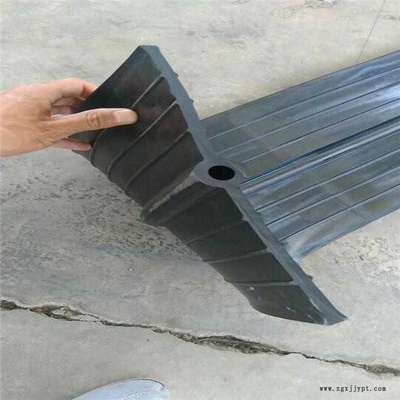 于田縣鋼邊止水帶-8mm橡膠止水帶報價-350mm寬鋼邊止水帶加工廠發貨