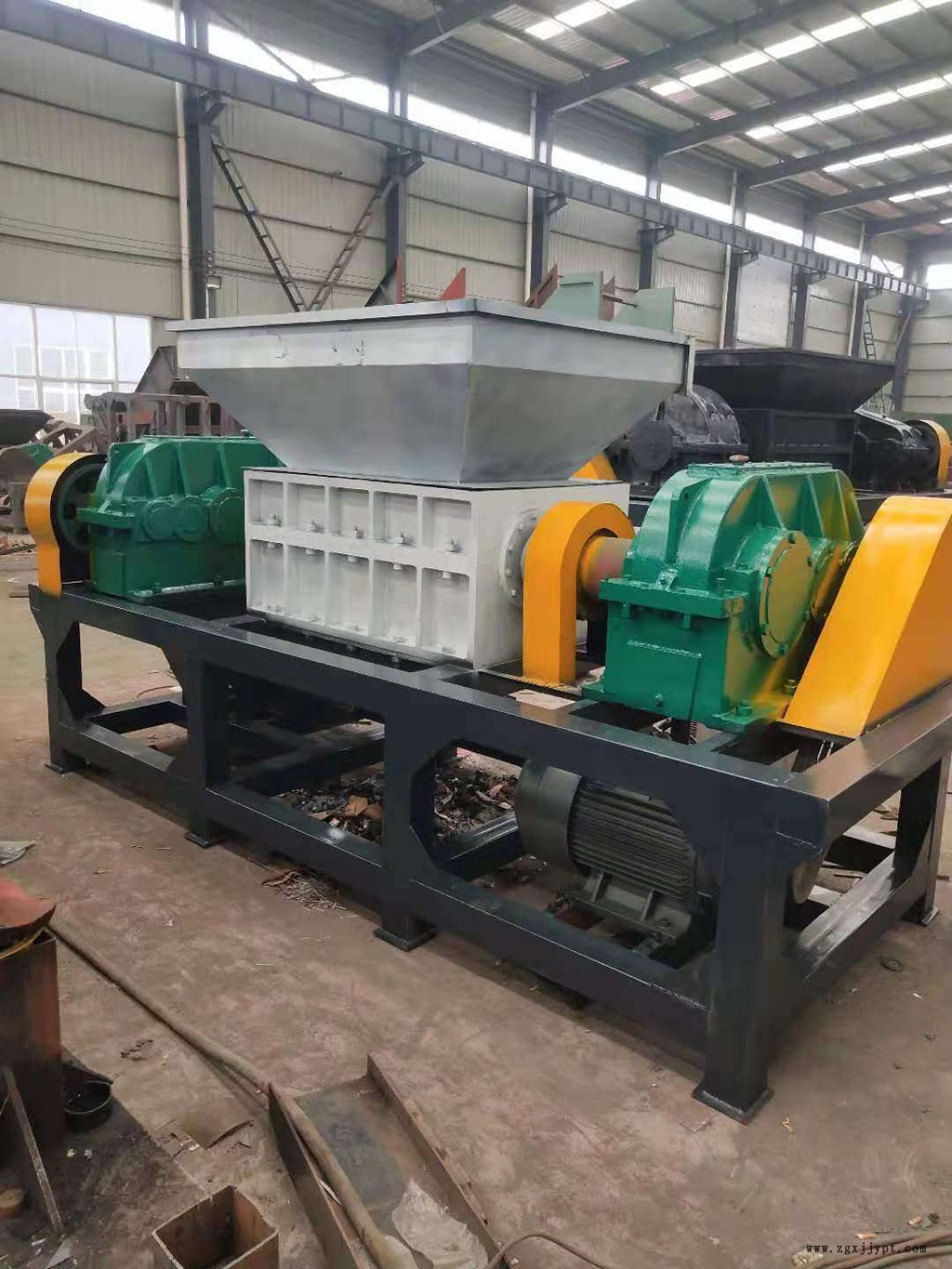 大型金屬撕碎機廢舊輪胎撕碎機汽車撕碎機固廢撕碎機