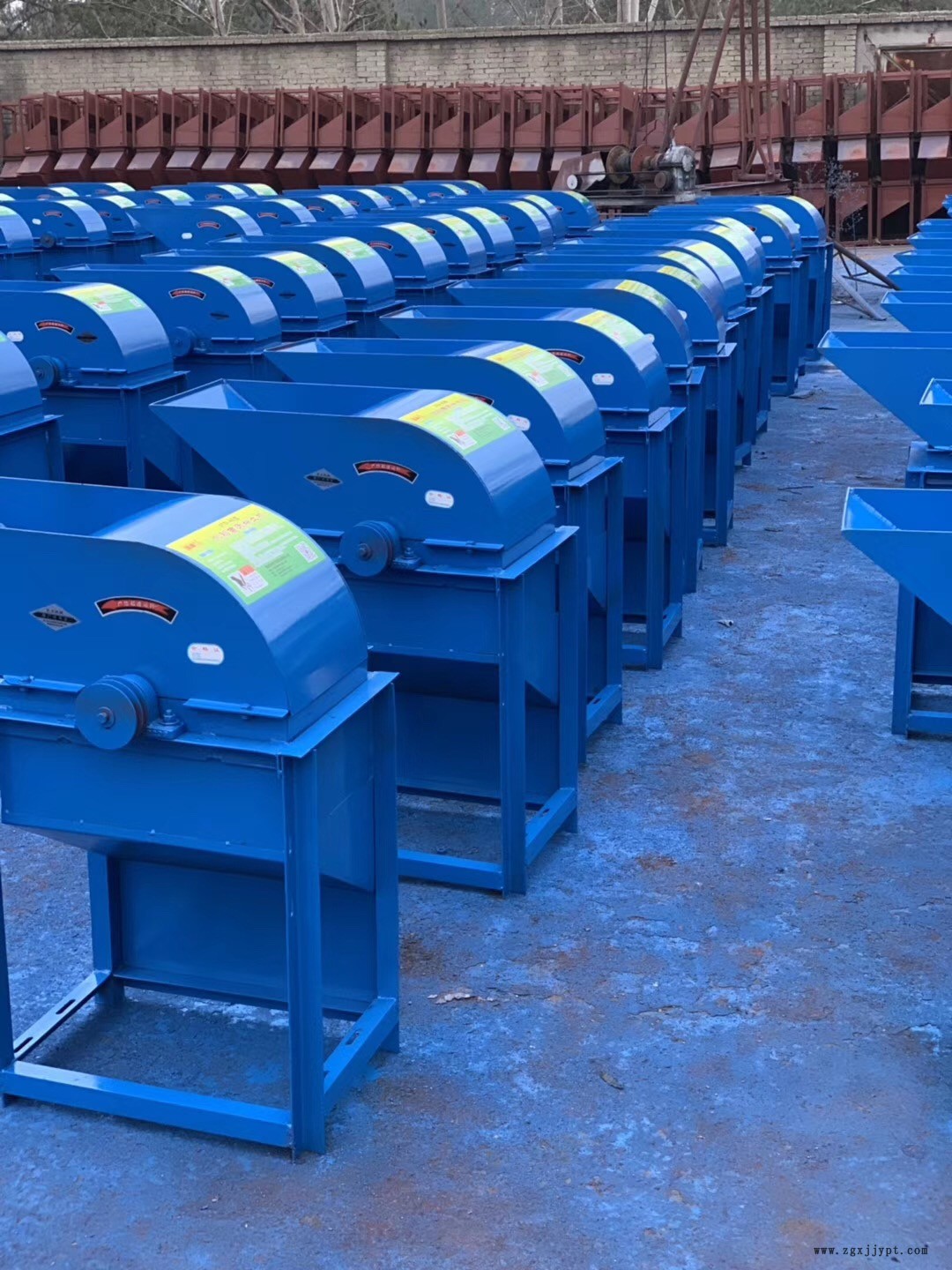 水稻育苗粉土碎土機,粉土機價格,育苗泥土粉碎機,農業營養土粉碎設備