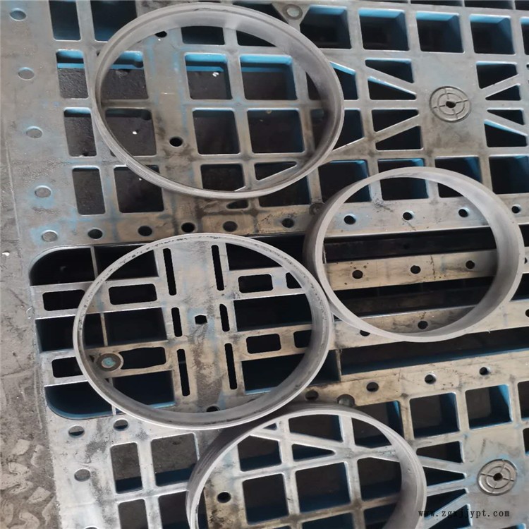 ISO-68東洋石墨ISO-68石墨四分卡瓣