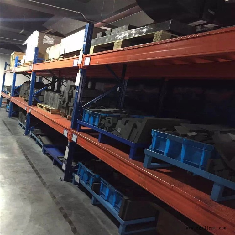 石墨三瓣堝 高純石墨塊 石墨夾瓶模具 石墨三瓣堝 高純石墨塊 石墨夾瓶模具