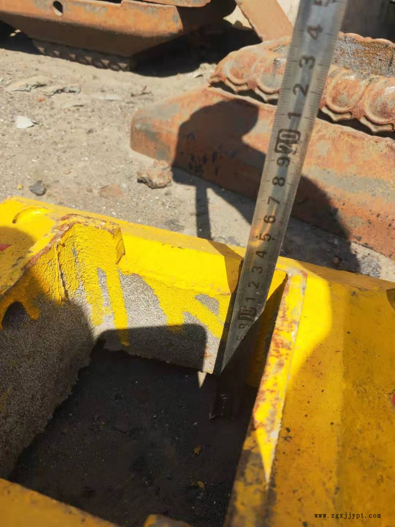 防撞墩灰鐵護欄墩子 底盤長寬高可以定做交通隔離墩 按需要定做 模具實型鑄造