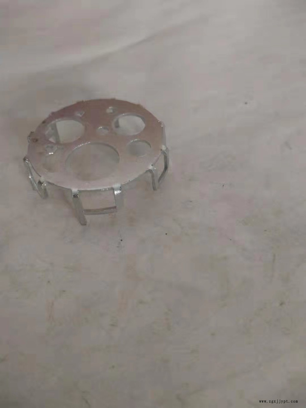 【 厚富】_不銹鋼油嘴放松墊片_沖壓件_傳感器配件模具定做 歡迎來電咨詢