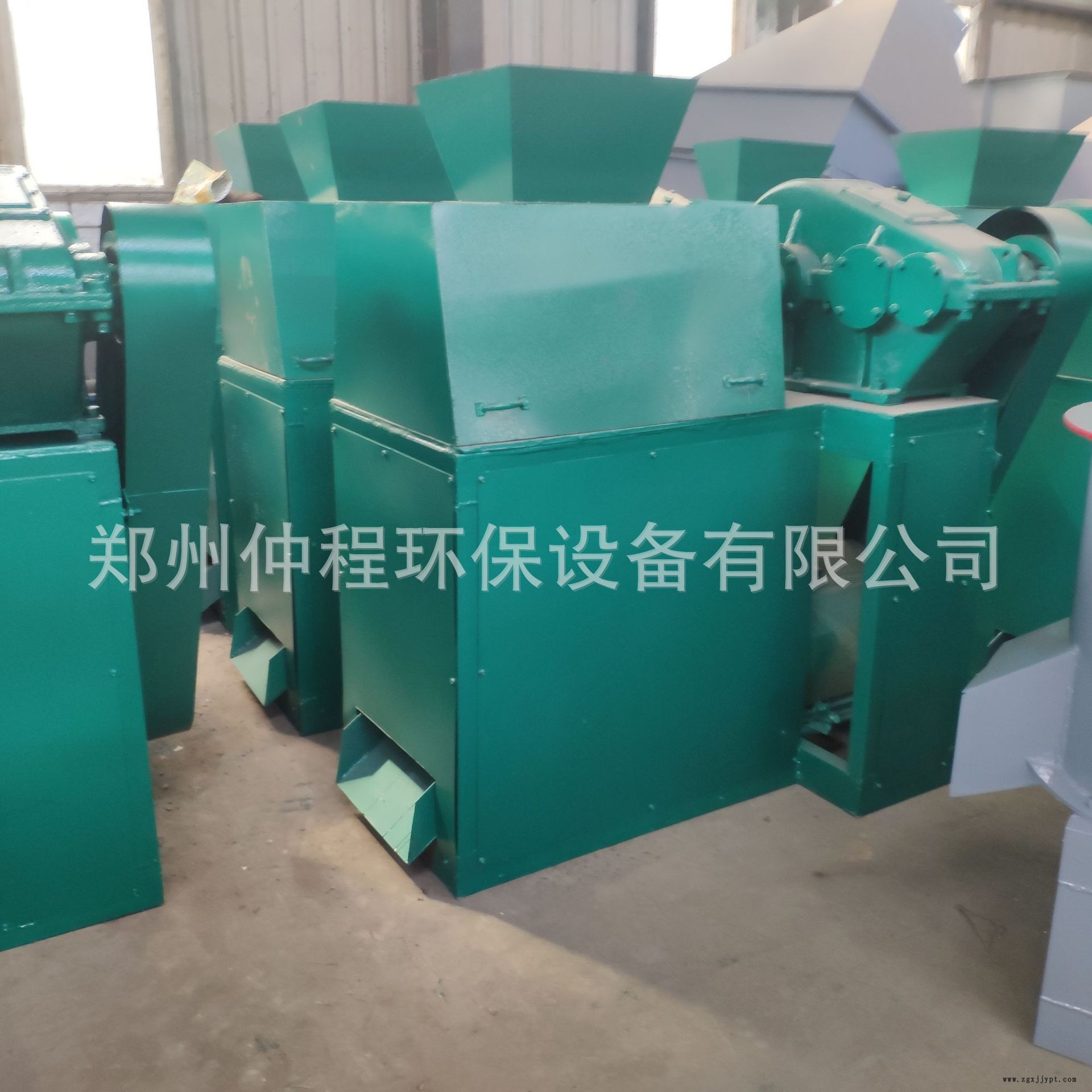 硫酸銨擠壓造粒機 炭黑對輥造粒機  有機肥擠壓干法造粒機示例圖7