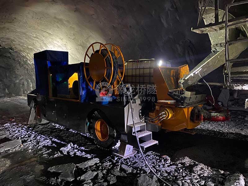 濕噴機機械手操作簡單