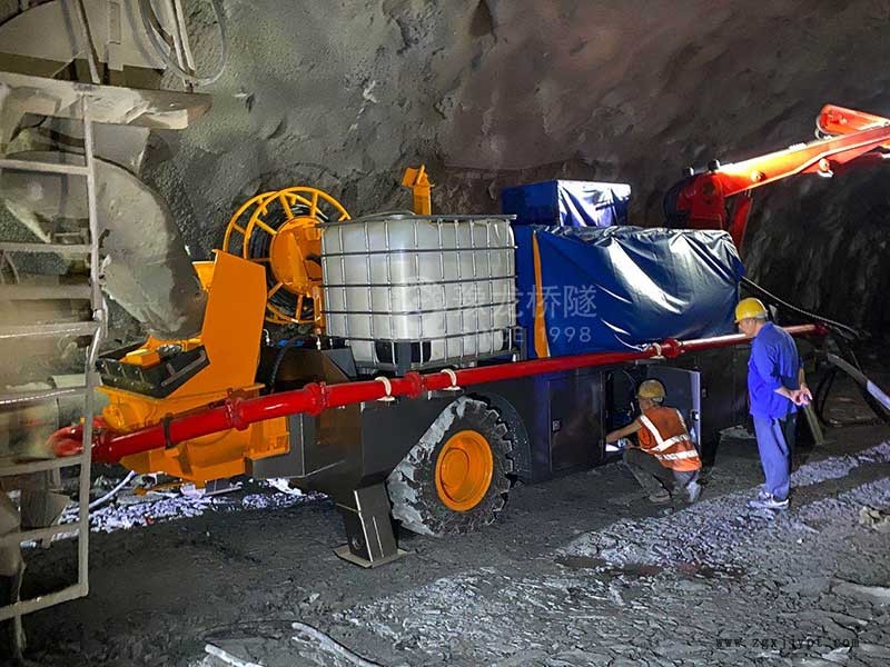 小型機械手濕噴車生產廠家