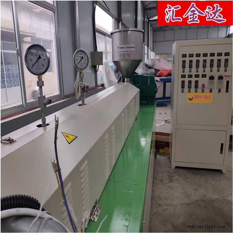 網(wǎng)套機(jī)哪有賣的酒瓶網(wǎng)套機(jī)龍口匯欣達(dá)網(wǎng)套機(jī)廠家